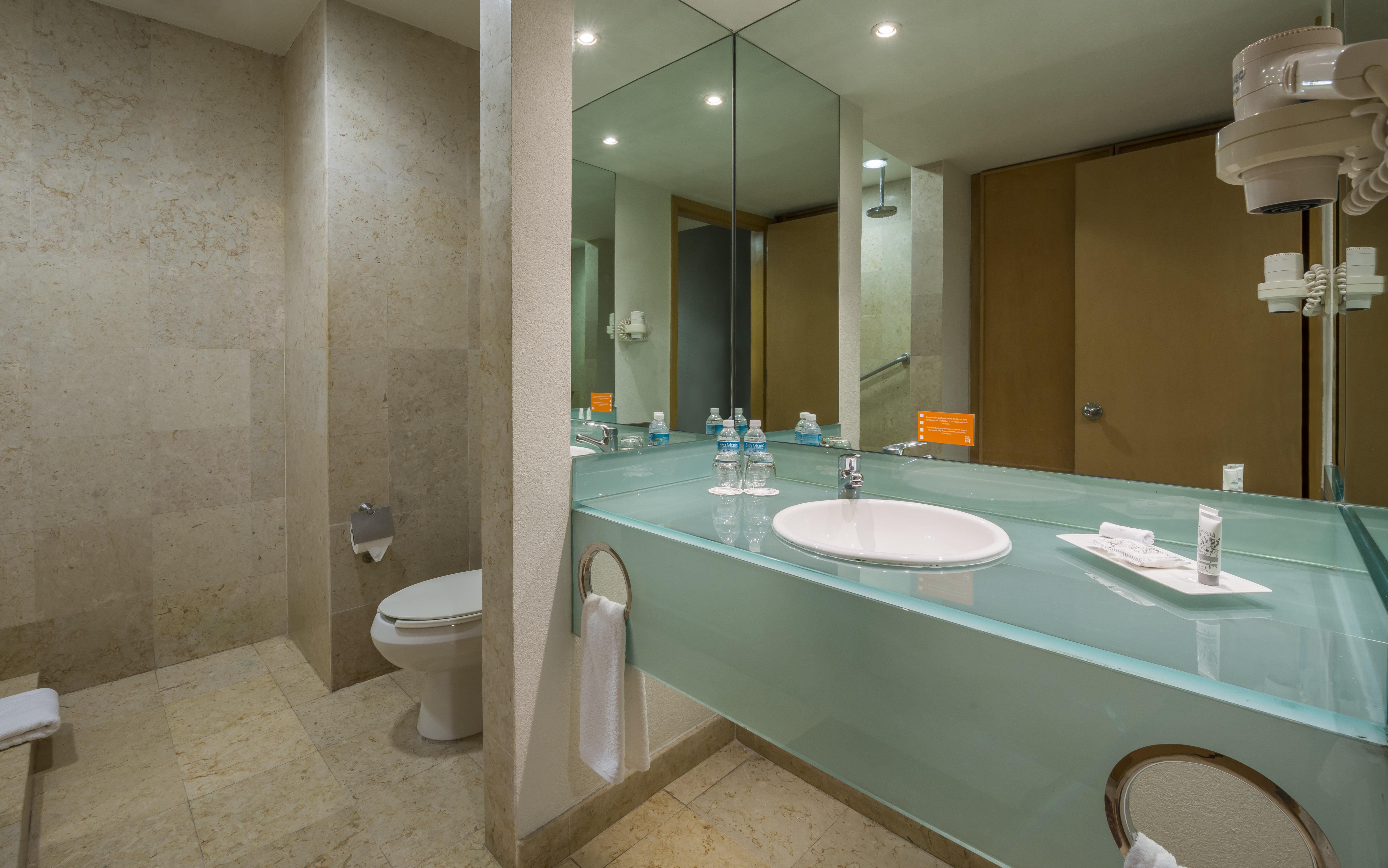 Real Inn Nuevo Laredo Kültér fotó